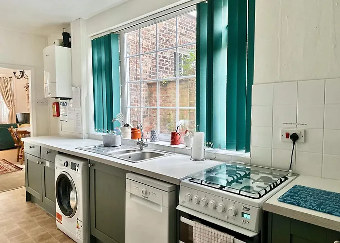 Dom wakacyjny Nunmill Nest By Bishy Road With Free Parking York