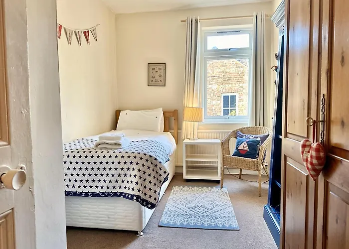 Dom wakacyjny Nunmill Nest By Bishy Road With Free Parking York