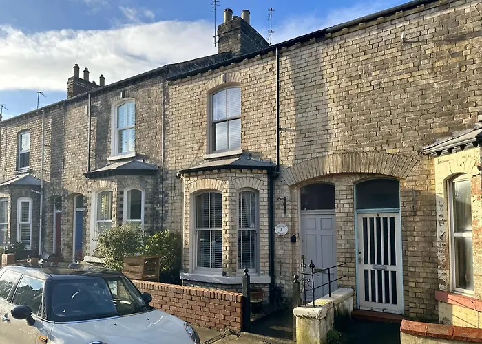 Nunmill Nest By Bishy Road With Free Parking * York