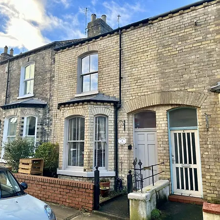 Nunmill Nest By Bishy Road With Free Parking Holiday home