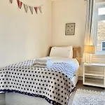 Tatil Evi Nunmill Nest By Bishy Road With Free Parking *