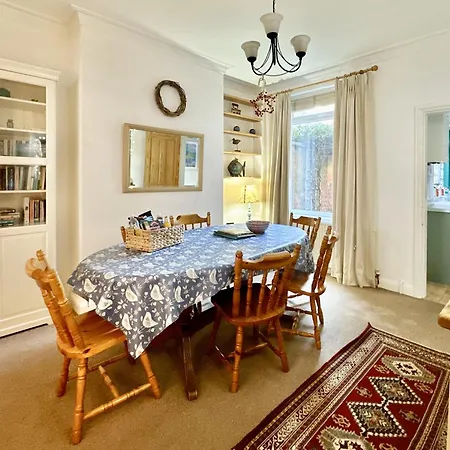 Tatil Evi Nunmill Nest By Bishy Road With Free Parking