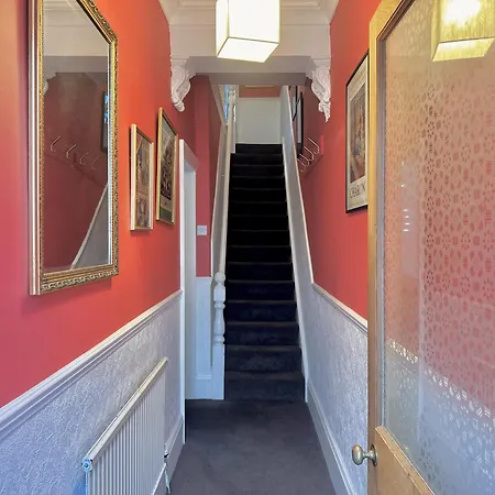 Nunmill Nest By Bishy Road With Free Parking York